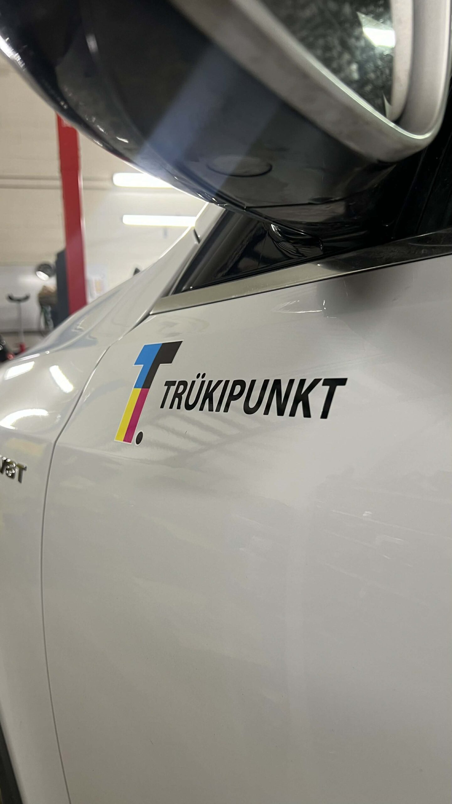 The Art of Drawing Readers In: Your attractive post title goes here Trükipunkt OÜ